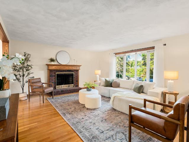 House for sale in Billerica, Middlesex County