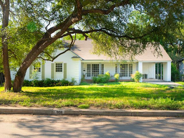 House for sale in Leesville, Texas