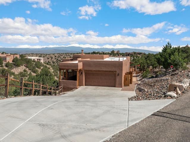 House for sale in New Mexico