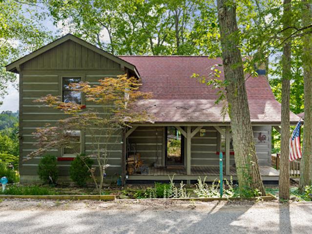 House for sale in Nashville, Indiana