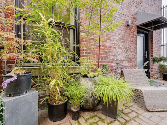 House for sale in Victoria, British Columbia