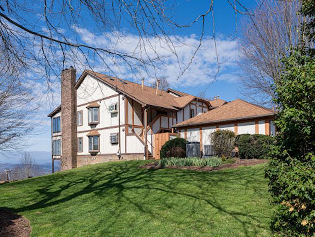 House for sale in Hendersonville, North Carolina