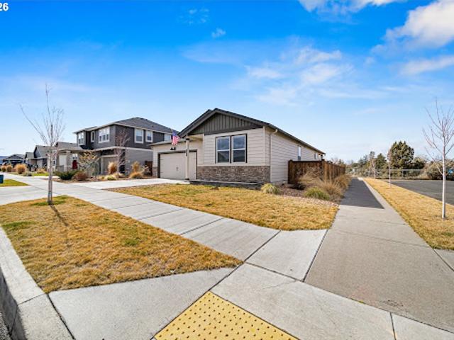 House for sale in Oregonia