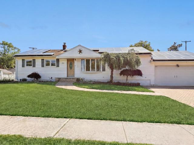 House for sale in Monmouth, New Jersey