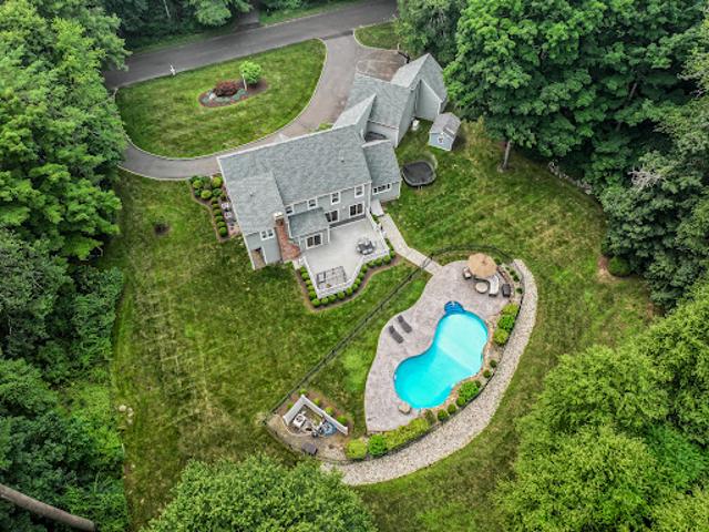 House for sale in Brookfield, Connecticut