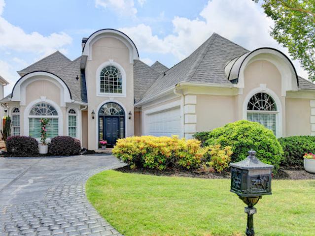 House for sale in Alpharetta, Georgia