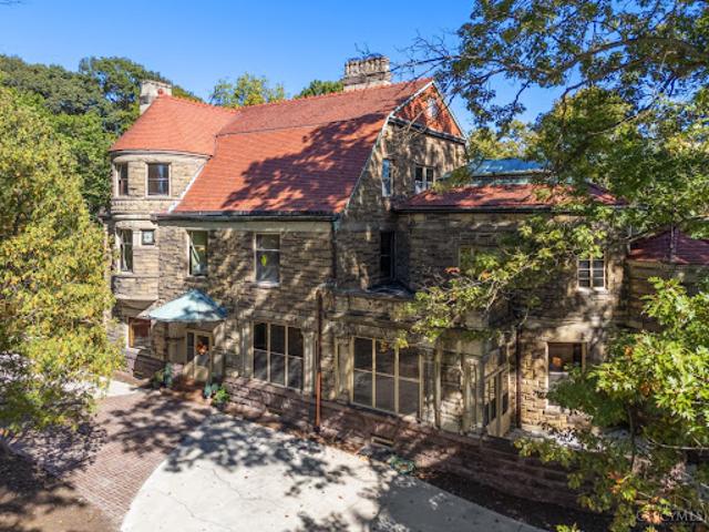 House for sale in Roselawn, Ohio