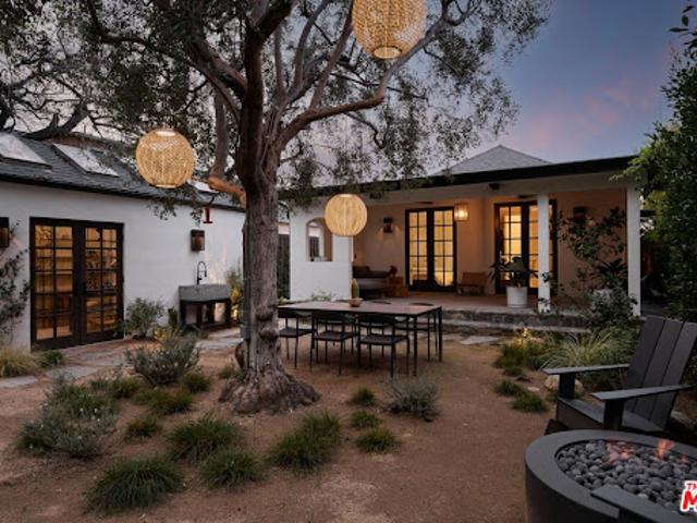House for sale in Canoga Park, California