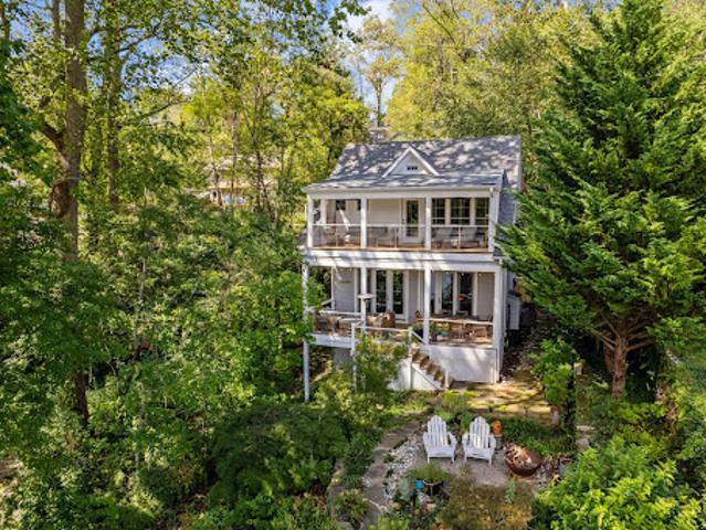 House for sale in Annapolis