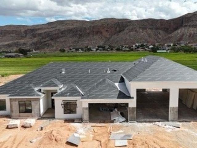 House for sale in Hurricane, Washington County