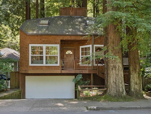 House for sale in Greenbrae, California