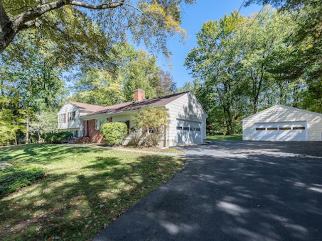 House for sale in Cos Cob, Connecticut