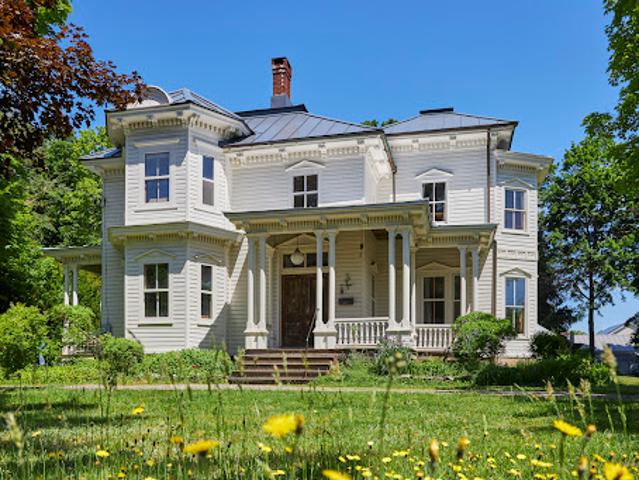 House for sale in Rhinebeck, New York