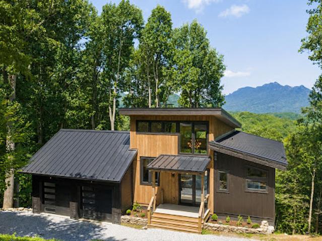 House for sale in Avery, North Carolina