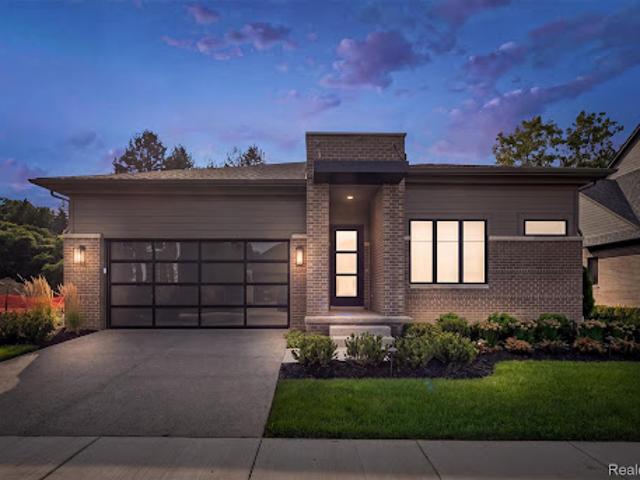 House for sale in West Bloomfield, Michigan