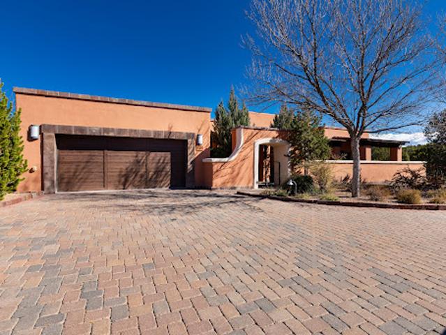 House for sale in Santa Fe, New Mexico