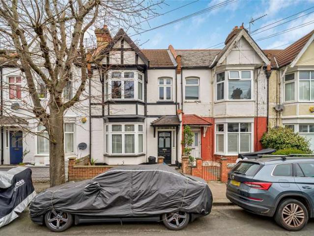 House for sale in Furzedown, Greater London