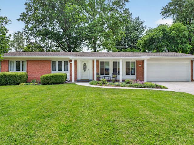 House for sale in Creve Coeur, Missouri