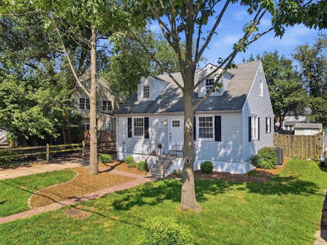 House for sale in Pasadena, Maryland
