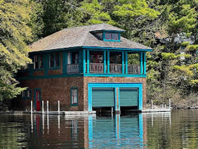 House for sale in New London