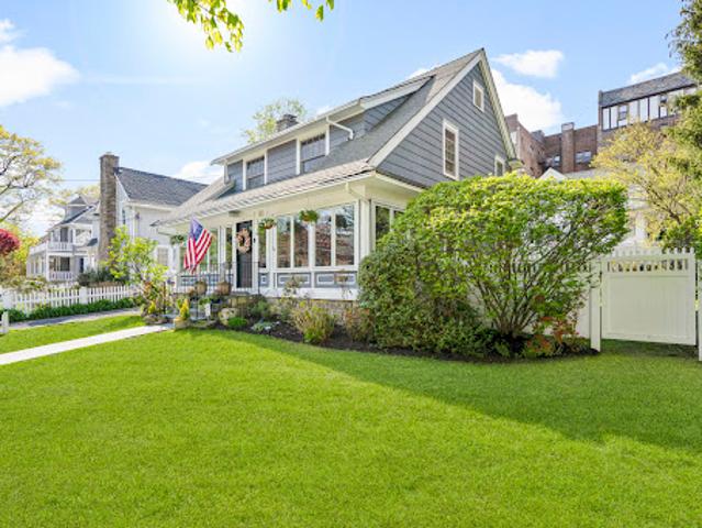 House for sale in New York