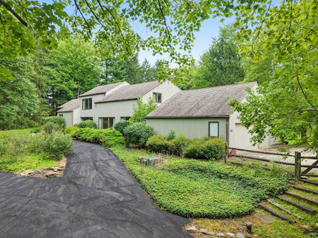 House for sale in Novelty, Geauga County