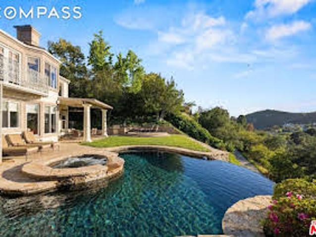 House for sale in Calabasas
