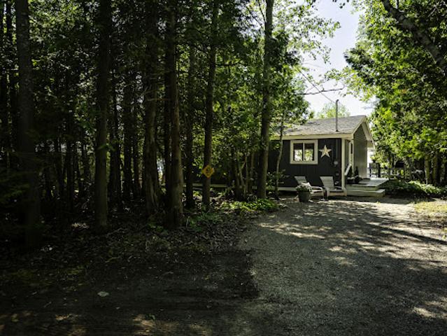 House for sale in Ontario