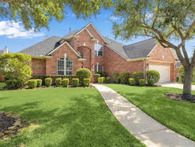 House for sale in Friendswood