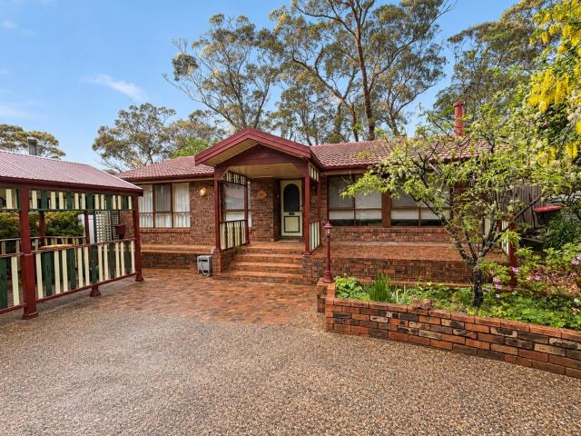 House for rent in Maple Grove Estate, Blackheath