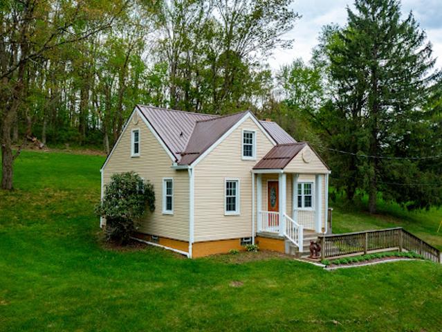 House for sale in Beaver, Pennsylvania