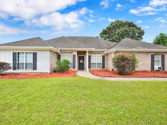 House for sale in Daphne, Alabama