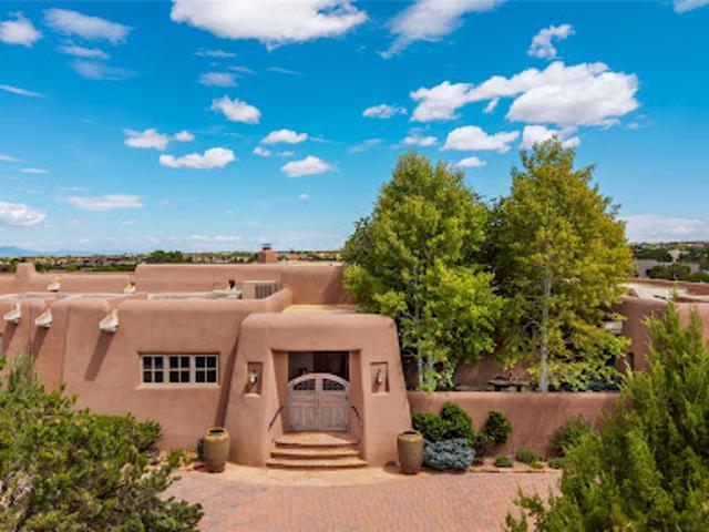 House for sale in Santa Fe, New Mexico