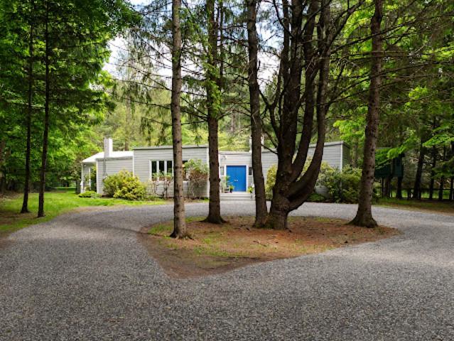 House for sale in Bearsville, New York