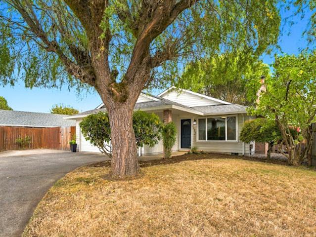 House for sale in Aloha, Washington County