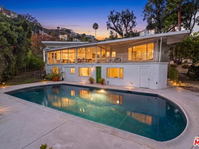 House for sale in Canoga Park, California