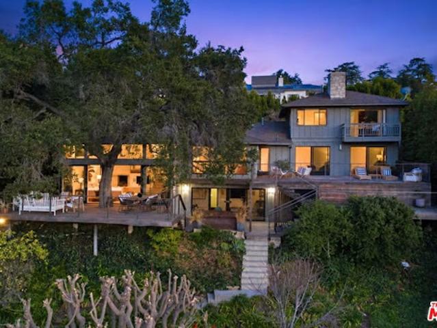 House for sale in Canoga Park, California