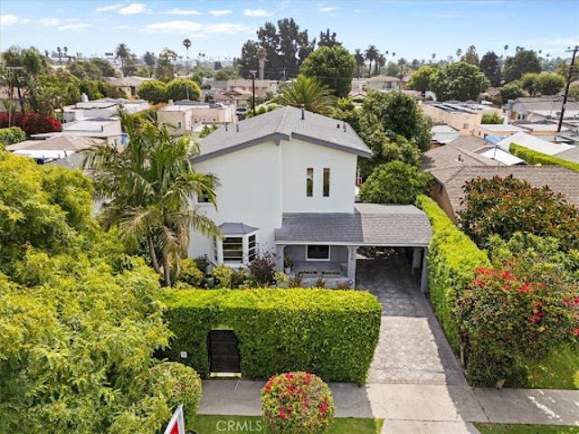 House for sale in Canoga Park, California