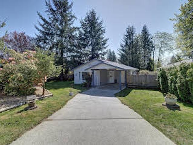 House for sale in Sechelt House for sale in Sechelt