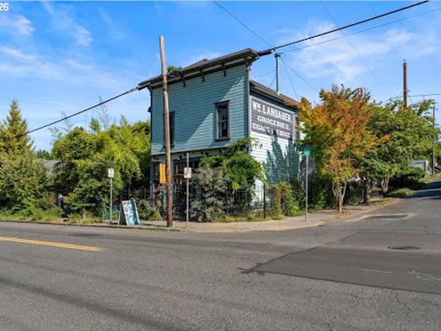 House for sale in Portland, Multnomah County