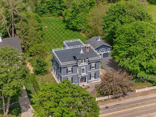 House for sale in Kennebunk, Maine