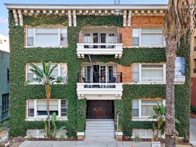 House for sale in Long Beach, California