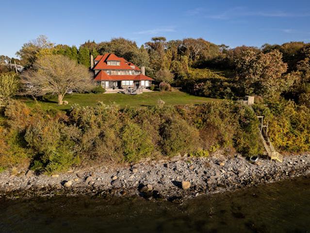 Property for sale in Little Compton, Rhode Island