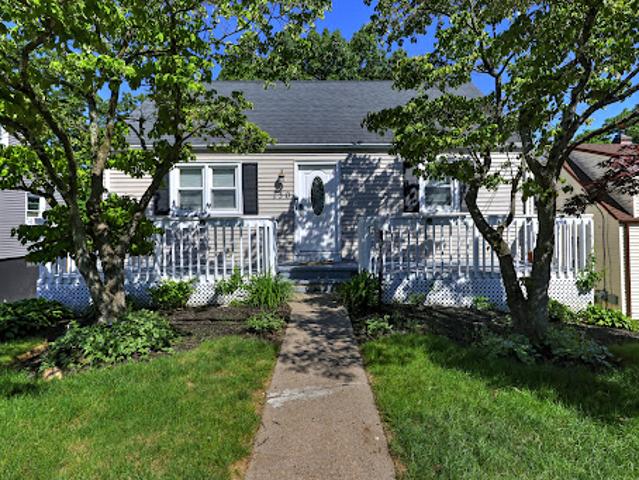 House for sale in Bridgeport, Connecticut