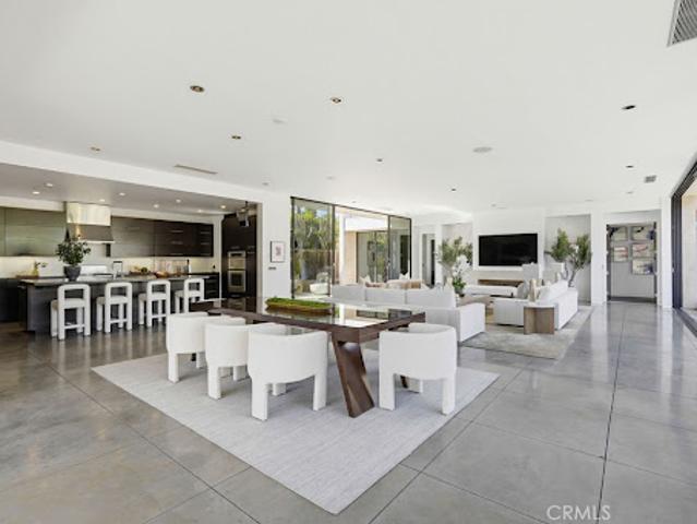 House for sale in Corona Del Mar, California