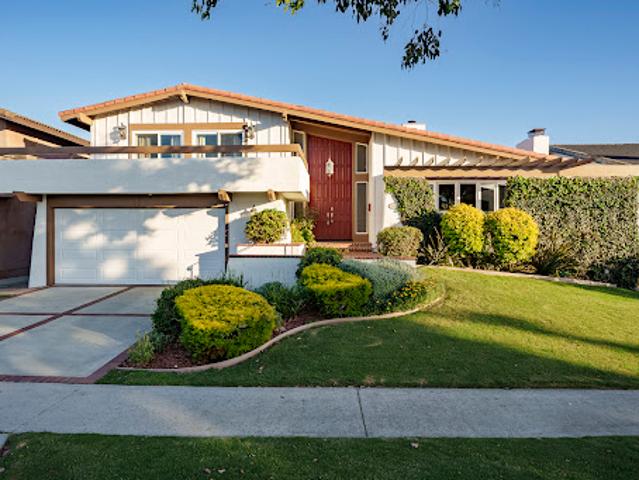 House for sale in Huntington Beach, California