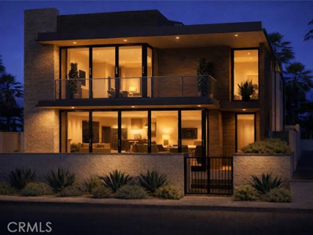 House for sale in Corona Del Mar, California
