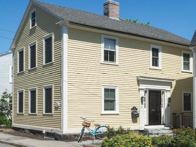 House for sale in New Hampshire