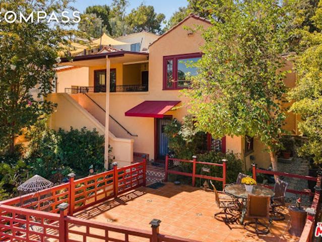House for sale in Glendale, California