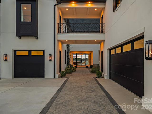House for sale in Mecklenburg, North Carolina